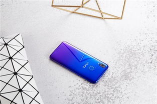 vivo U1真机图赏 灵动水滴屏演绎科技美学，千元品质典范